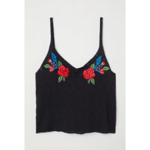 Top tricotat cu broderie