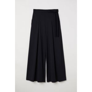 Pantaloni largi cu snur