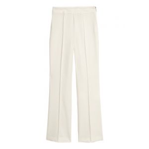 Pantaloni evazati