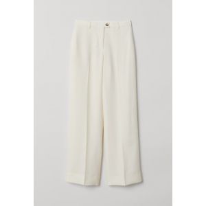 Pantaloni largi