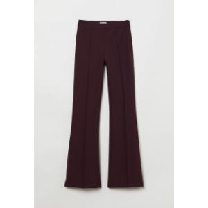 Pantaloni evazati