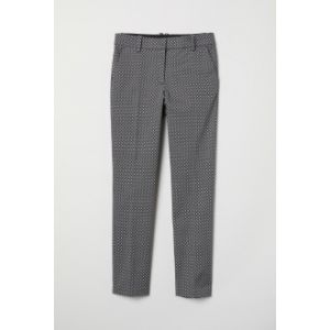 Pantaloni tigareta