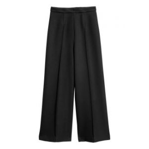 Pantaloni largi