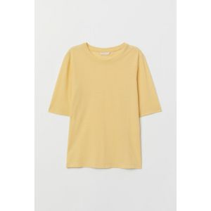 Tricou