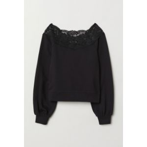 Bluza cu umerii goi