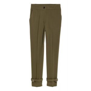 Pantaloni largi