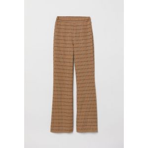 Pantaloni cu elastic in talie