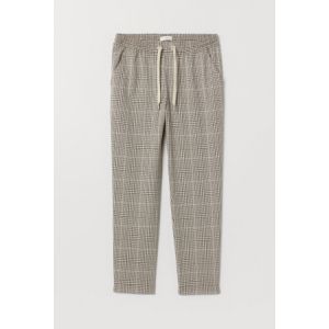 Pantaloni tip jogging