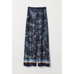 Pantaloni largi de satin
