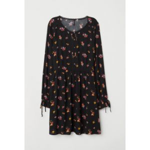 Rochie cu nasturi
