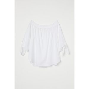 Bluza cu umerii goi