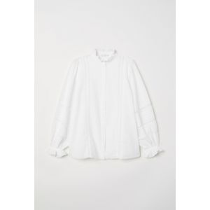 Bluza cu dantela