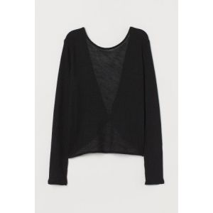 Bluza deschisa la spate
