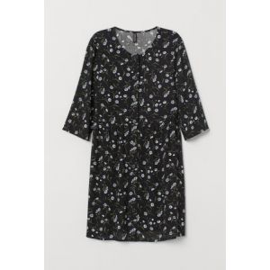 Rochie cu nasturi