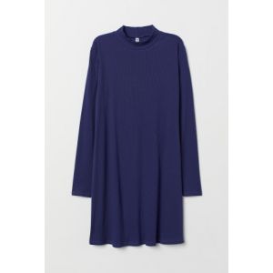 Rochie cu guler inalt