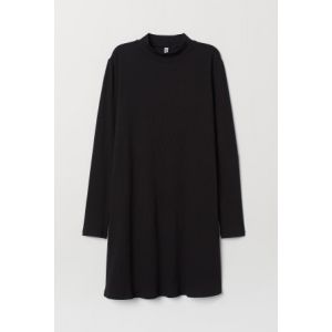Rochie cu guler inalt