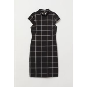Rochie din tesatura crep