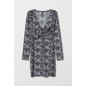 Rochie cu maneci lungi