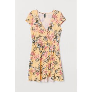 Rochie petrecuta
