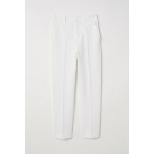 Pantaloni de costum