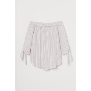 Bluza cu umerii goi