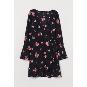 Rochie de crep petrecuta