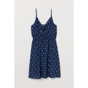 Rochie cu nod in fata