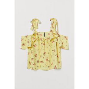 Bluza cu umerii goi