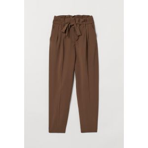 Pantaloni cu cordon