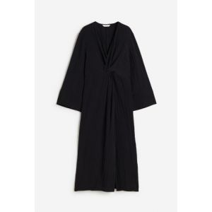 Rochie cu nod decorativ