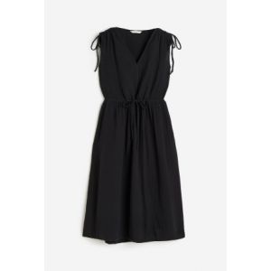 Rochie cu snururi