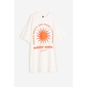Rochie-tricou supradimensionata cu imprimeu