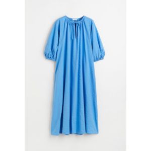 Rochie cu snururi