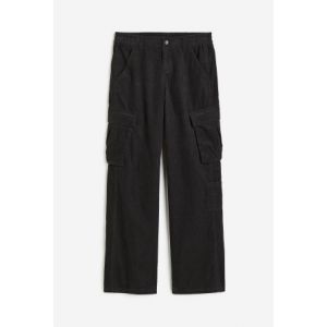 Pantaloni cargo din catifea reiata