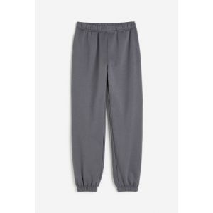 Pantaloni tip jogging