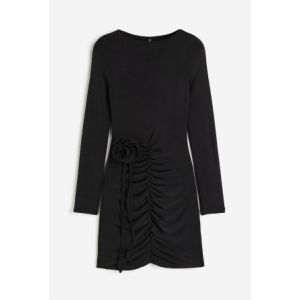 Rochie mulata cu aplicatii