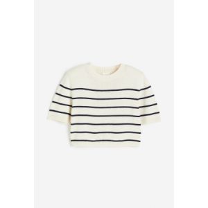Bluza tricotata cu pernite la umeri