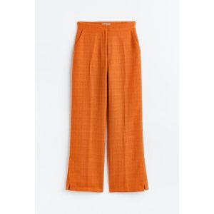 Pantaloni largi