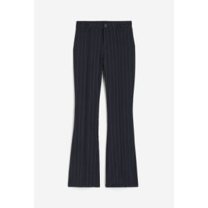 Pantaloni eleganti evazati