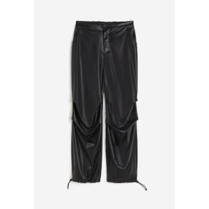 Pantaloni tip parachute peliculizati