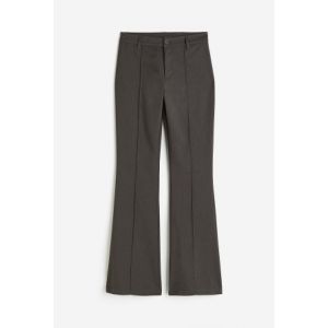 Pantaloni eleganti evazati