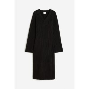 Rochie tricotata reiat