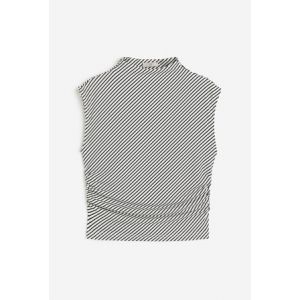 Top cropped cu guler inalt