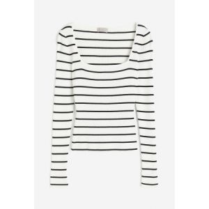 Bluza tricotata reiat cu decolteu patrat