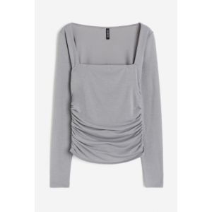 Bluza incretita cu decolteu patrat