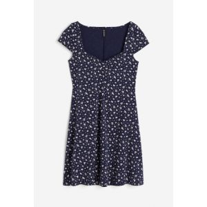 Rochie de jerseu cu maneci-capac