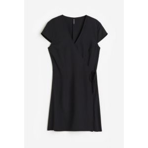 Rochie din crep petrecuta