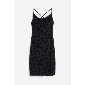 Rochie din plasa jacard cu bretele subtiri