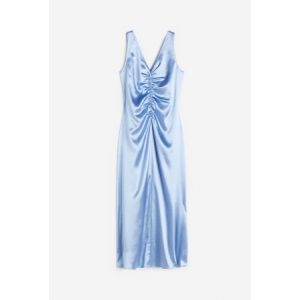 Rochie incretita din satin