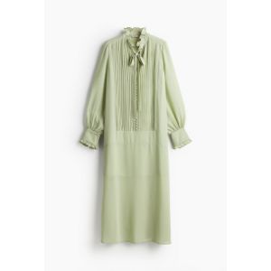 Rochie din sifon cu pense decorative